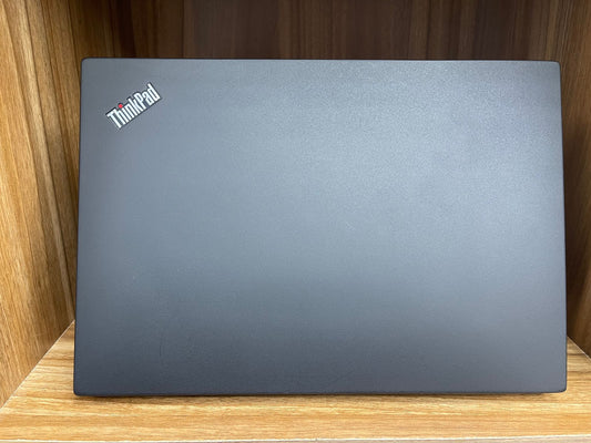 Lenovo ThinkPAd T-490