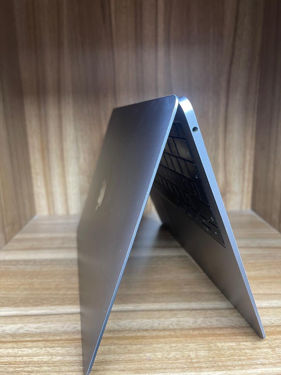 Macbook Air 2018 A1932 8-256