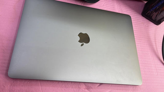 Macbook Pro 2017 A1707 16-512