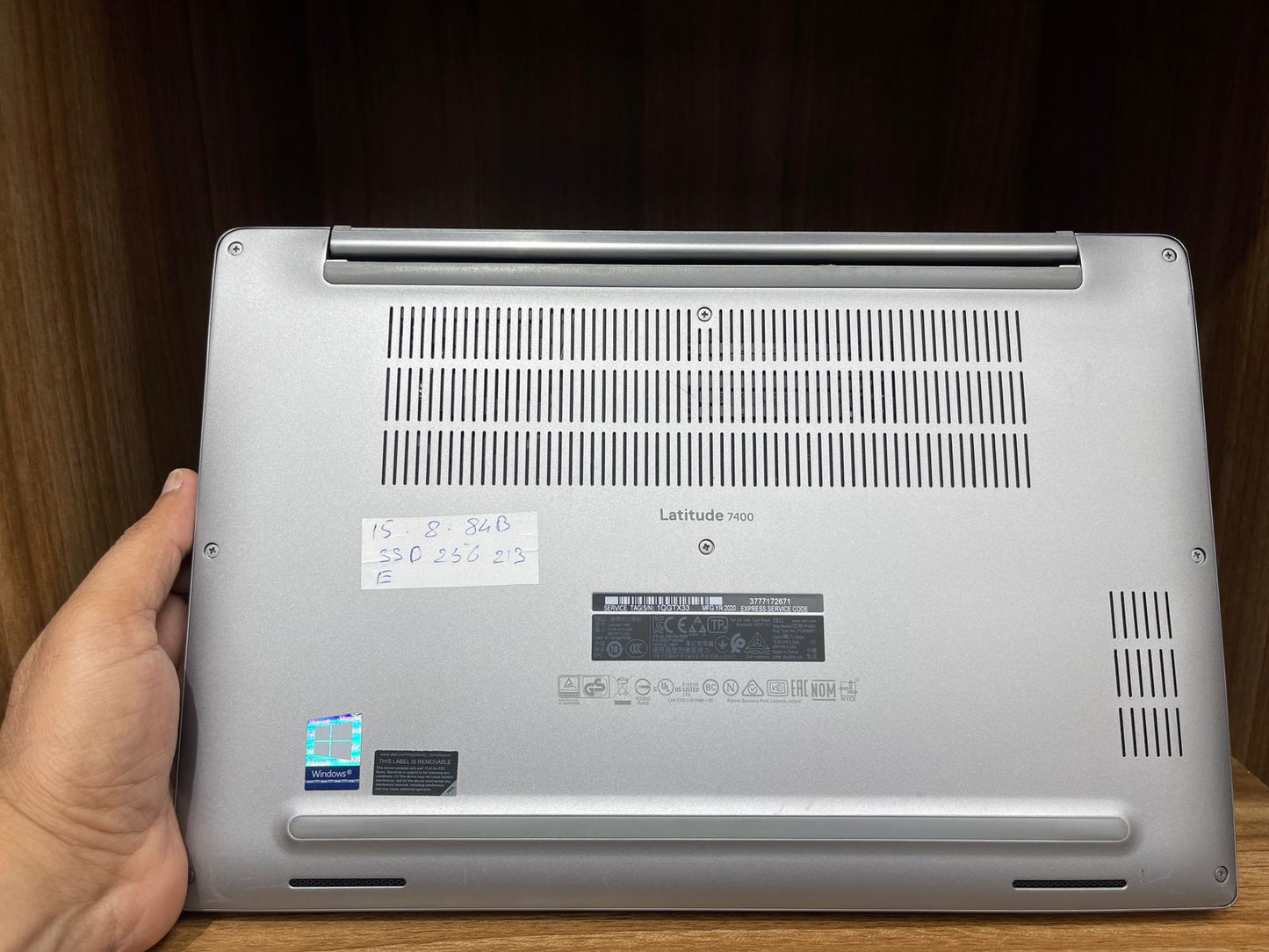Dell latitude 7400